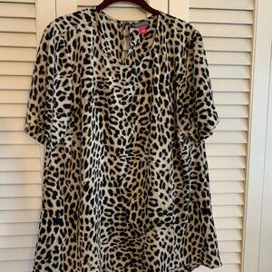 Vince Camuto Hi Lo Leopard Print Top